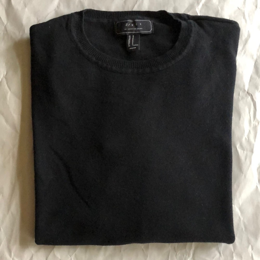 Forever 21 Men Crew Neck Sweater.